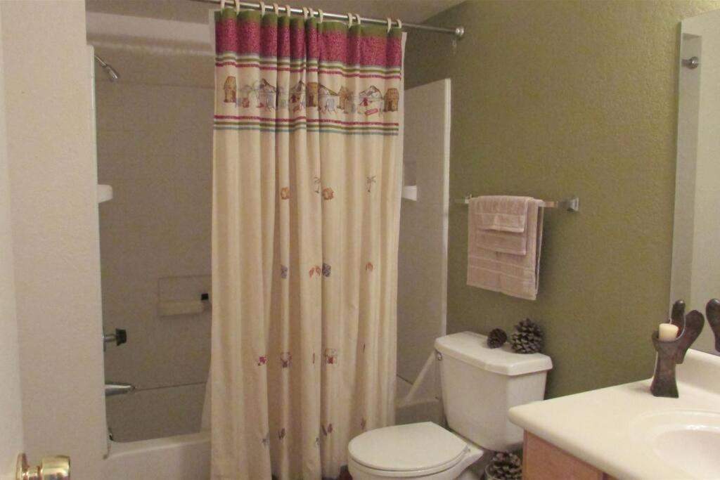 Condo With Heated Pool, Hot Tub, Near Walking Paths Glendale Luaran gambar